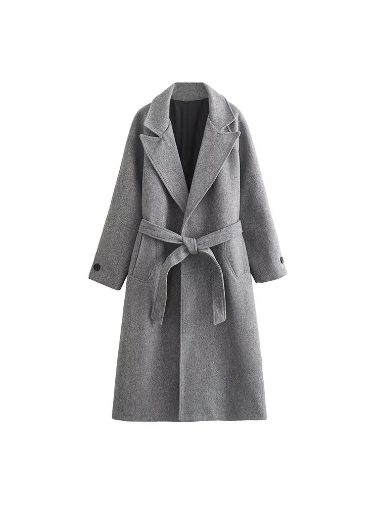 Casaco Longo – Estilo, Conforto e Sofisticação