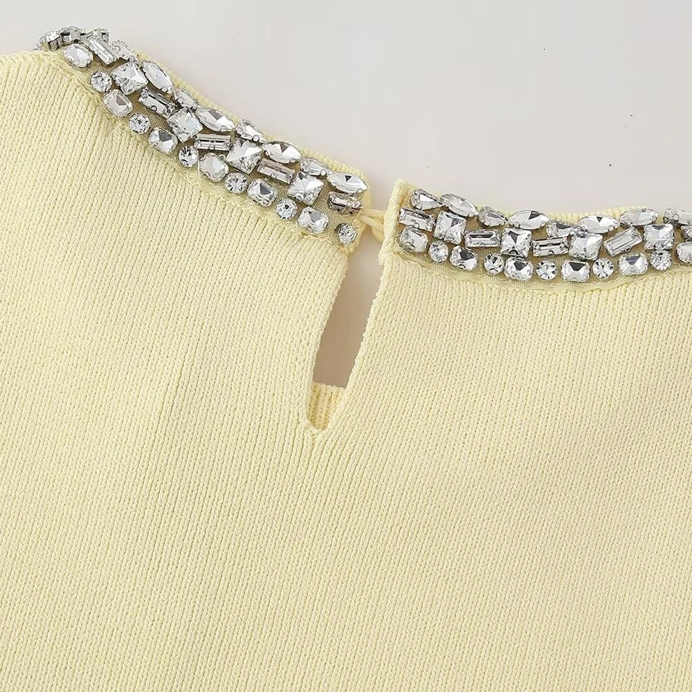 Regata Pulôver Modal com Gola Redonda e Detalhe Bordados á mão em Cristais