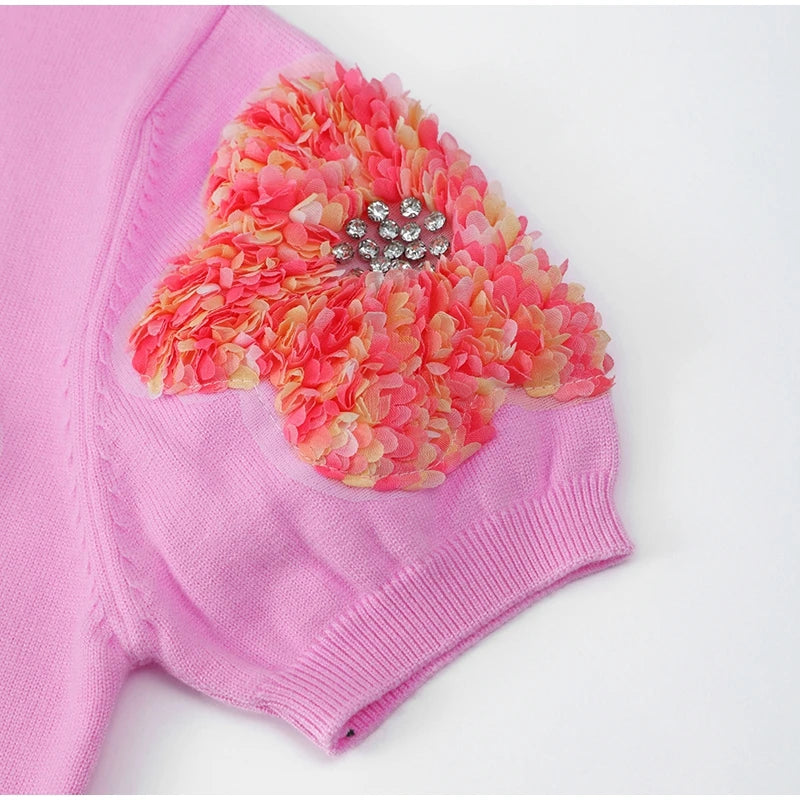 Blusa Tricô bordada com flor - Novidade