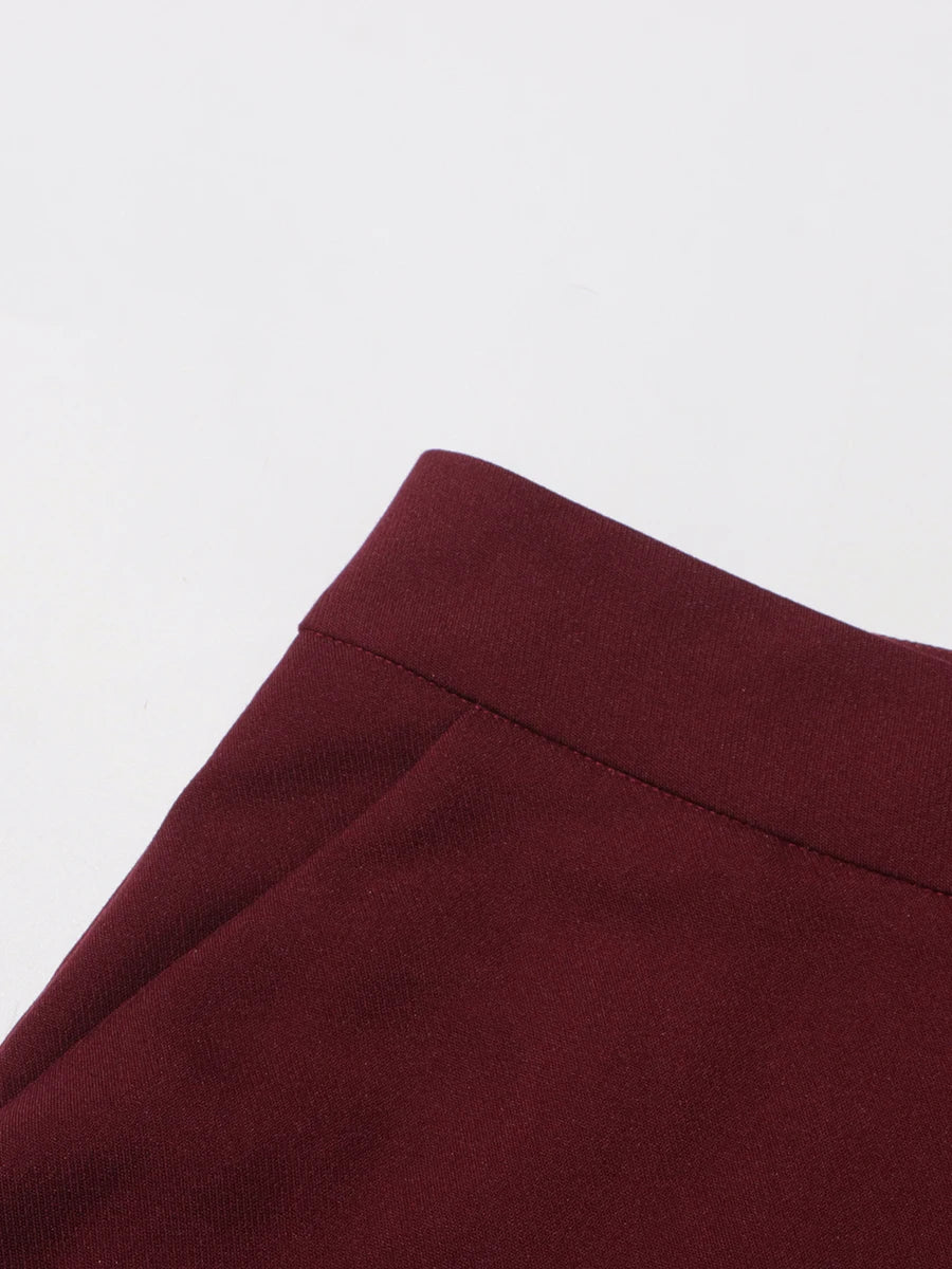 Conjunto de Alfaiataria – Blazer com Gola Alta e Calça de Cintura Alta com Botões Decorativos