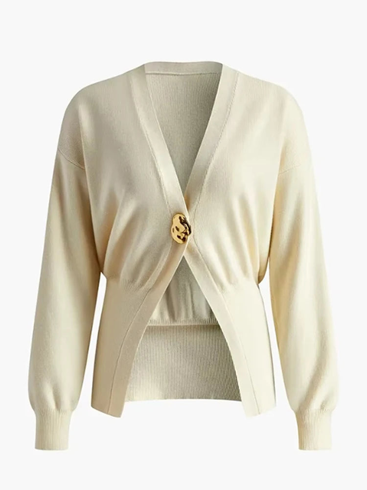 Cardigan Feminino em Tricô com Decote V – Elegância e Conforto