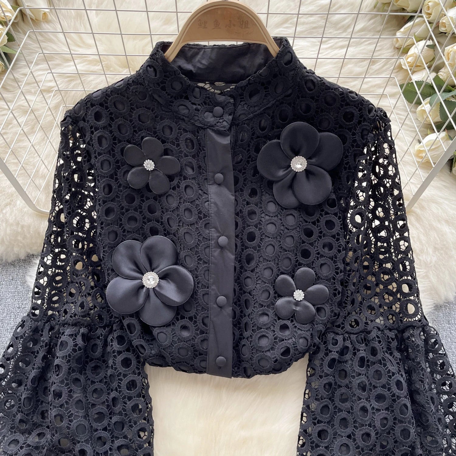 Blusa Feminina French Chic – Elegância e Sofisticação