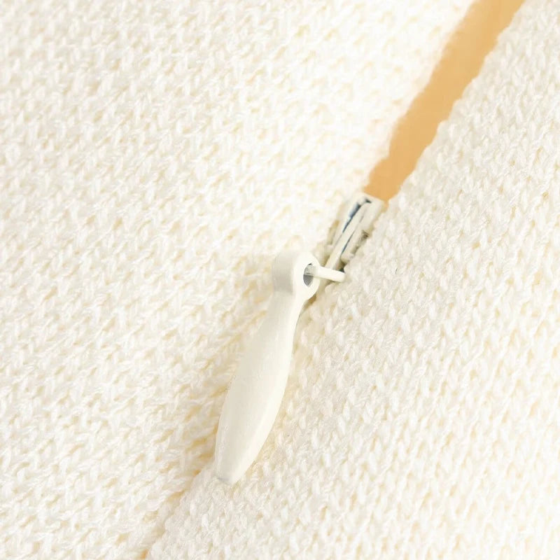 Conjunto Saia Midi Plissada e Colete Regata - Estilo Vintage