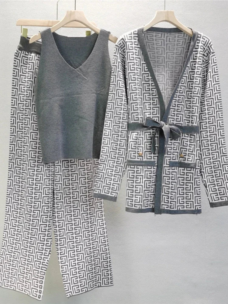 Conjunto Tres Peças Tricô - Novidade