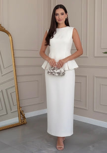 Conjunto Top Slim Sem Mangas & Saia Midi de Cintura Alta