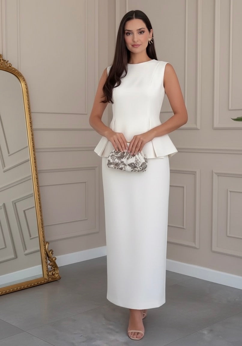 Conjunto Top Slim Sem Mangas & Saia Midi de Cintura Alta