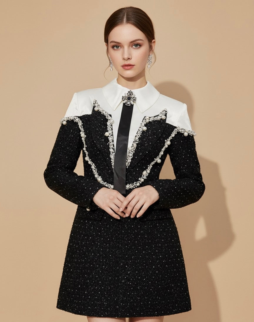 Vestido A-Line com Paetês e Bordado – Manga Longa, Gola Lapela e Design Bicolor