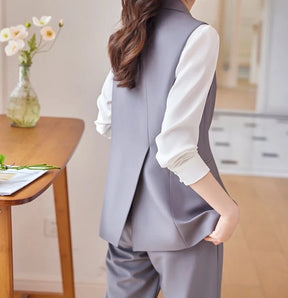 Conjunto Três Peças - Camisa, Colete e Blazer