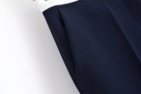 Conjunto Feminino Versátil – Blusa Básica com Recortes e Calça Reta Cintura Alta