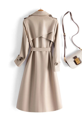 Trench Coat Couro de Cabra(Pelica)– Cintura Marcada e Caimento Sofisticado