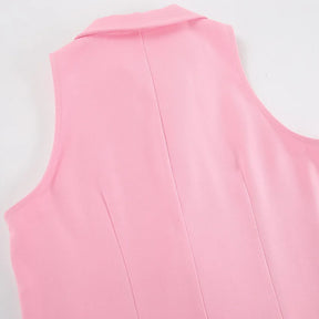 Vestido Polo e Botões Dourados - Estilo e Sofisticação