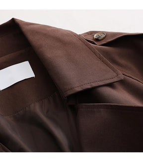Trench Coat Feminino Curto com Design Transpassado – Estilo e Elegância para Meia-Estação