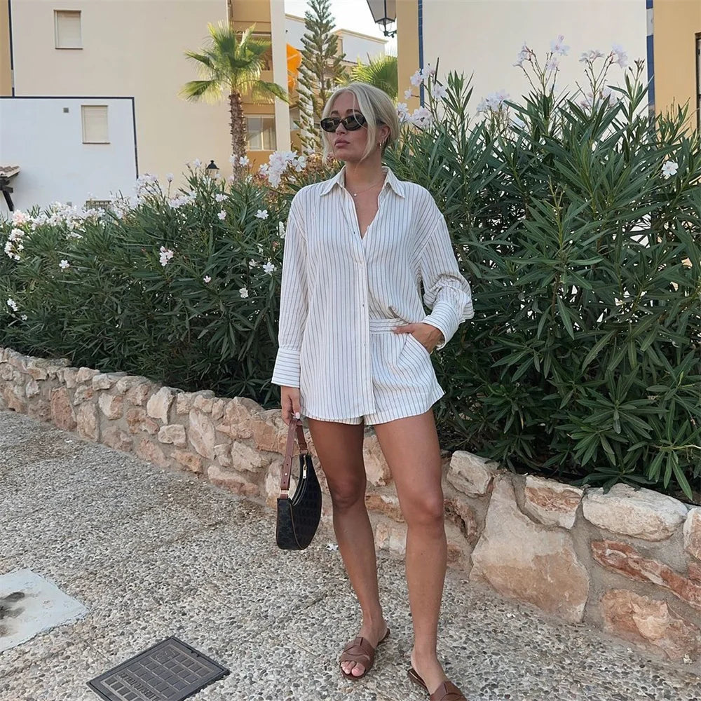 Conjunto camisa e shorts Listrado - Novidade