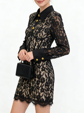 Vestido Curto Renda, Cintura Alta e Modelagem Modeladora com Gola