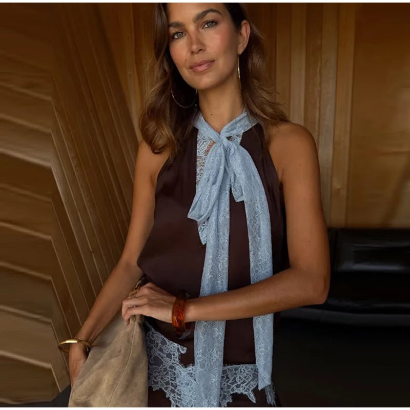 Conjunto Luxo com Renda Contrastada e Saia Longa – Elegância Atemporal