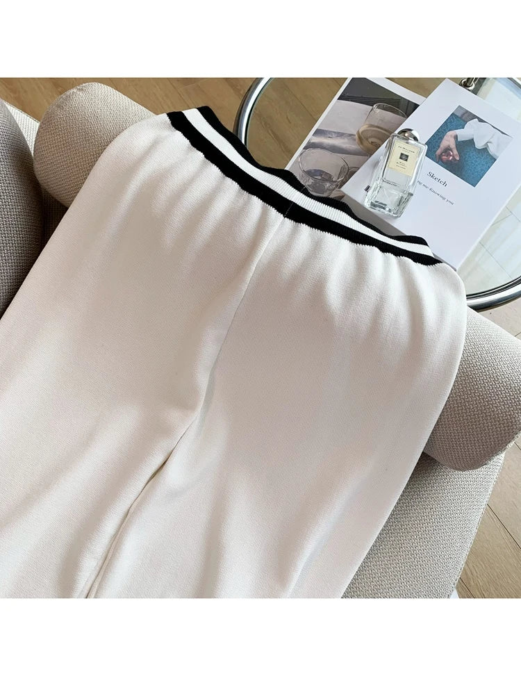 Conjunto Feminino Outono/Inverno Listrado – Cardigan de Tricô + Calça Pantalona