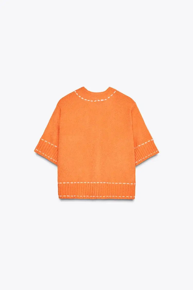 Camisa Feminina Tricotada com Recortes em Cores – Modelo Criativo de Verão