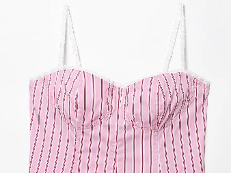 Conjunto Listrado com Top Laço e Calça de Alfaiataria – Elegância Leve para o Verão