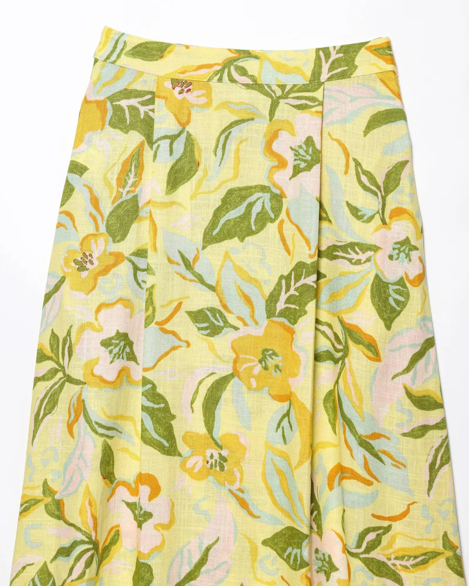 Conjunto Floral com Top Cropped e Saia Evase – Duas Peças Elegantes