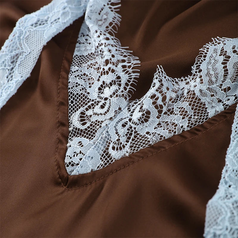 Conjunto Luxo com Renda Contrastada e Saia Longa – Elegância Atemporal