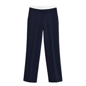 Conjunto Feminino Versátil – Blusa Básica com Recortes e Calça Reta Cintura Alta