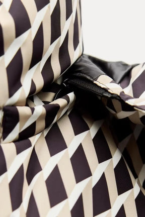 Parka Feminina com Cinto e Gola Alta – Luxo e Conforto para o Inverno