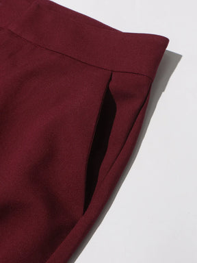 Conjunto de Alfaiataria – Blazer com Gola Alta e Calça de Cintura Alta com Botões Decorativos