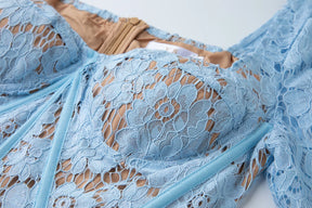 Vestido Longo de Renda Bordada - Silhueta Sereia com Estrutura Interna e Elegância Atemporal