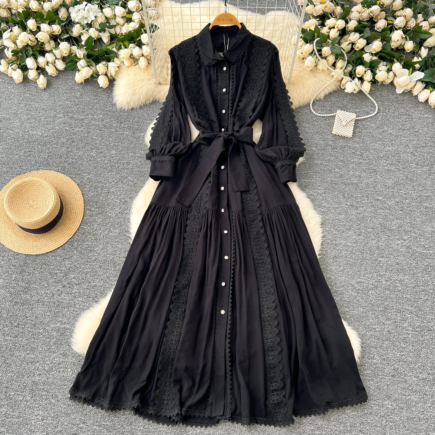 Vestido Longo com Renda e Botões Frontais – Modelagem A-line e Cintura Ajustável