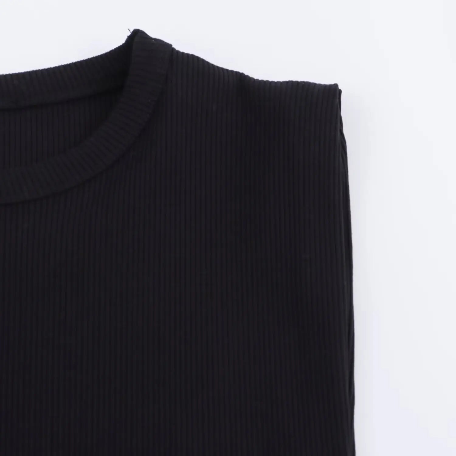Vestido Longo Estilo Francês  com Cinto Gola Redonda