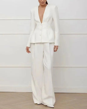 Conjunto Feminino Elegante com Blazer e Calça de Cintura Alta