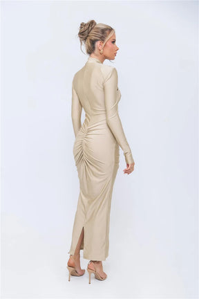 Vestido Maxi Sexy com Fivela de Metal