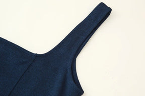 Conjunto Alfaiataria Linéa Classique - Top Curto com Botões & Calça Flare de Cintura Média