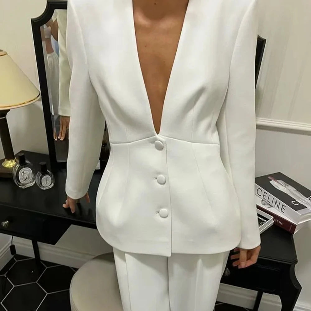 Conjunto Feminino Elegante com Blazer e Calça de Cintura Alta