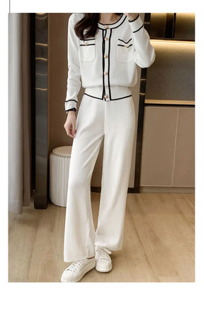 Conjunto Feminino Outono/Inverno Listrado – Cardigan de Tricô + Calça Pantalona