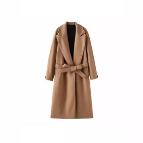 Casaco Longo – Estilo, Conforto e Sofisticação