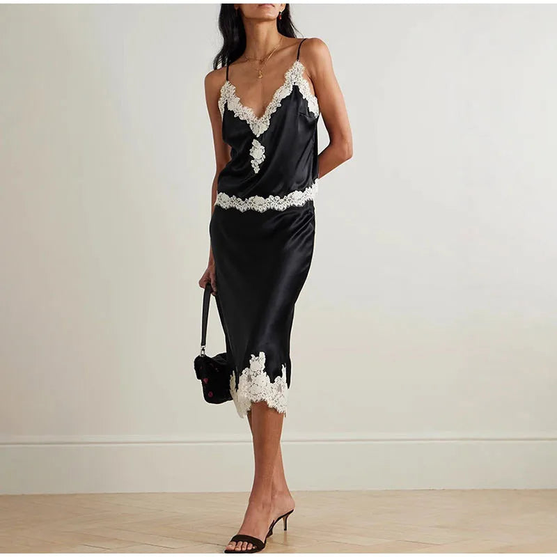 Conjunto Luxo com Renda Contrastada e Saia Longa – Elegância Atemporal