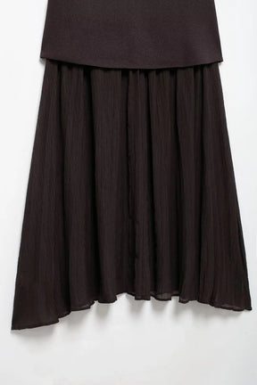 Conjunto – Toque Retrô Elegante, Blusa Tricotada Sem Mangas + Saia Longa Moderna