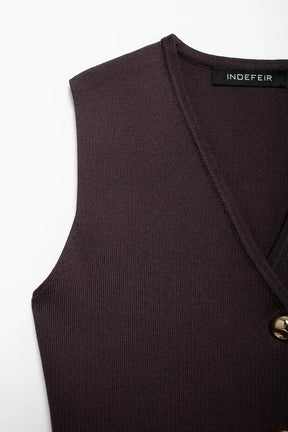 Conjunto – Toque Retrô Elegante, Blusa Tricotada Sem Mangas + Saia Longa Moderna
