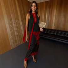 Conjunto Luxo com Renda Contrastada e Saia Longa – Elegância Atemporal