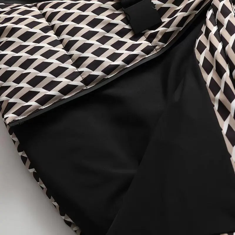 Parka Feminina com Cinto e Gola Alta – Luxo e Conforto para o Inverno