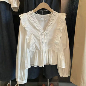 Blusa com Babados e Decote em V – Elegância Casual