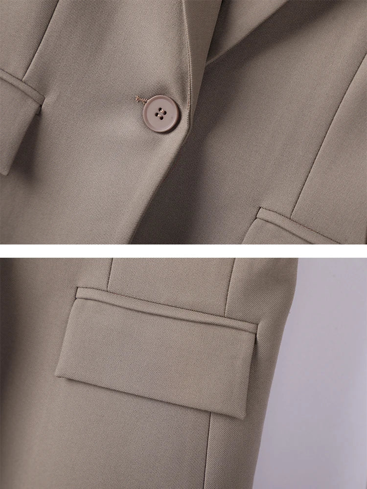 Conjunto Três Peças - Camisa, Colete e Blazer