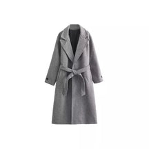 Casaco Longo – Estilo, Conforto e Sofisticação