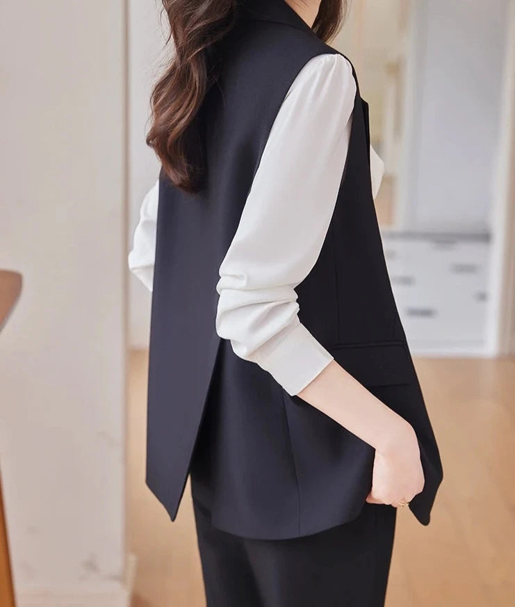 Conjunto Três Peças - Camisa, Colete e Blazer