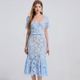 Vestido Longo de Renda Bordada - Silhueta Sereia com Estrutura Interna e Elegância Atemporal