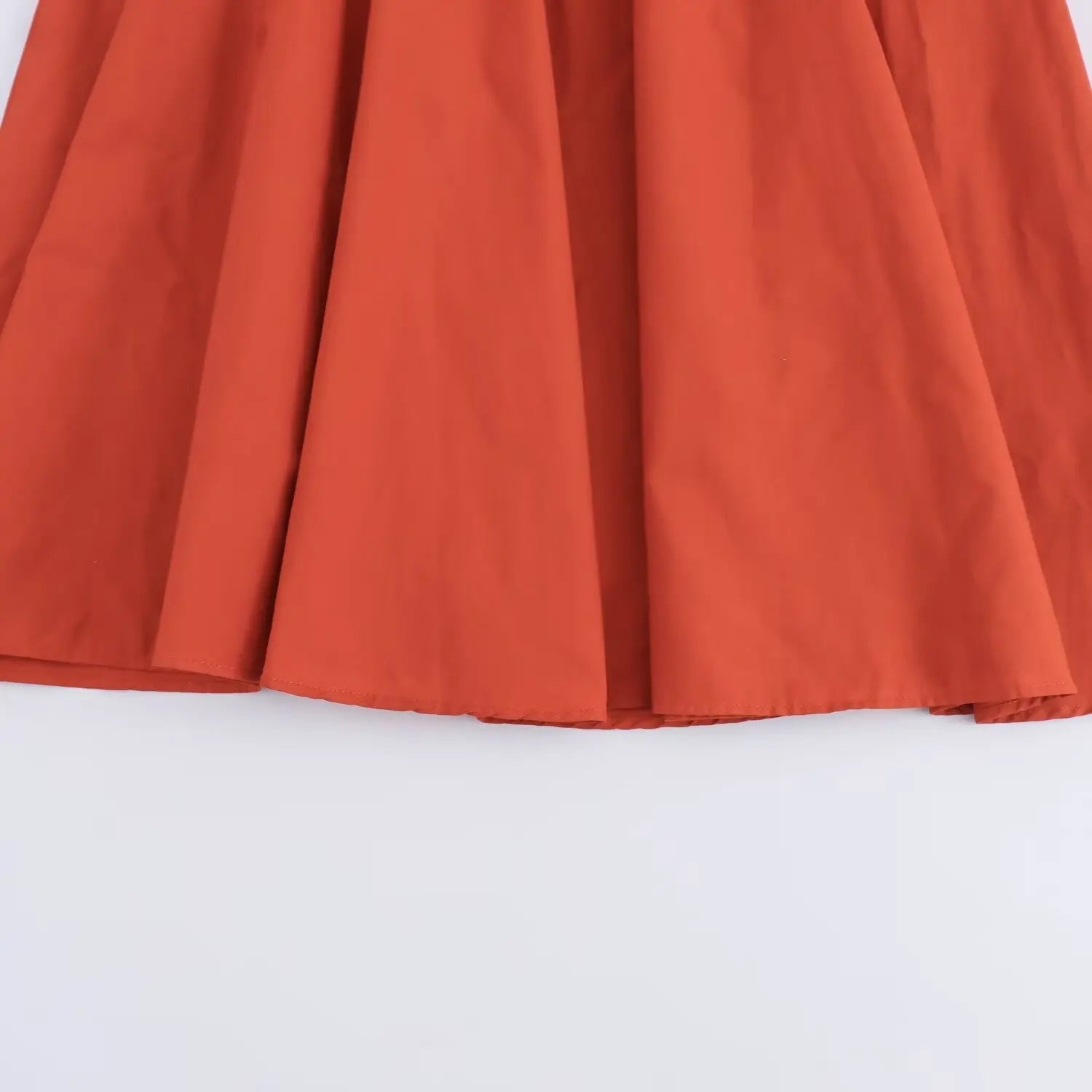 Vestido Longo Estilo Francês  com Cinto Gola Redonda