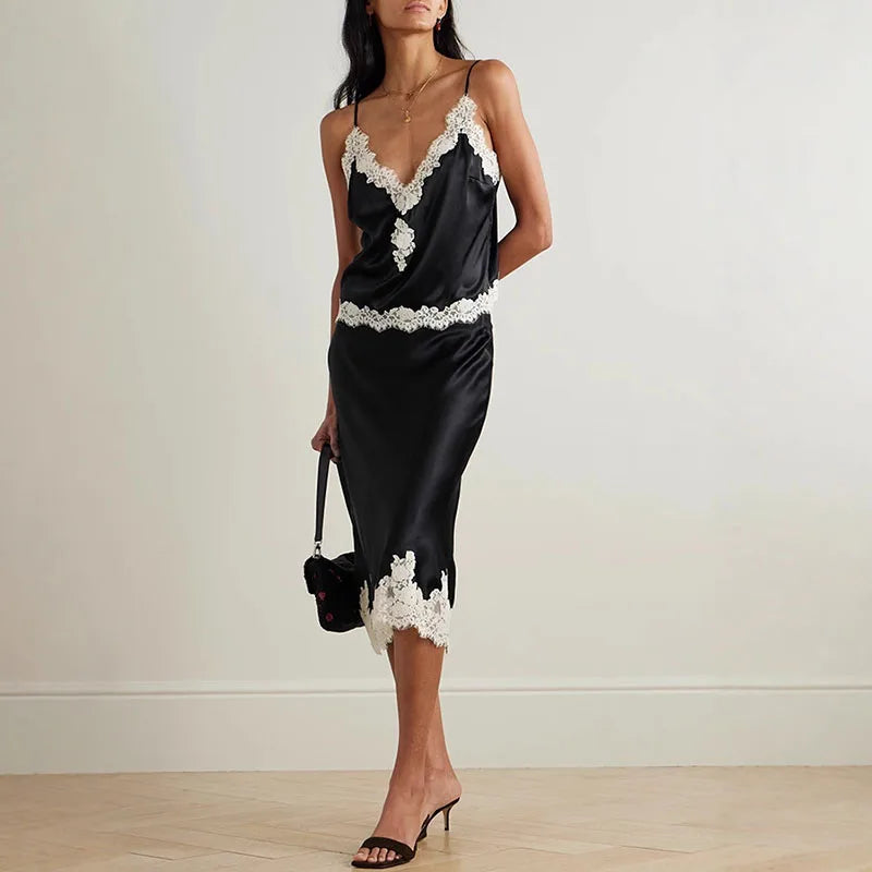 Conjunto Luxo com Renda Contrastada e Saia Longa – Elegância Atemporal