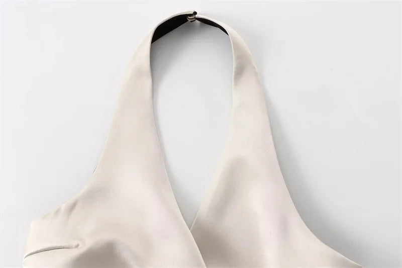 Top Estruturado com Meio Laço – Elegância Moderna em Corset