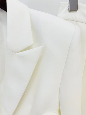 Conjunto de Alfaiataria Exclusivo – Blazer com Recortes e Calça com Fenda
